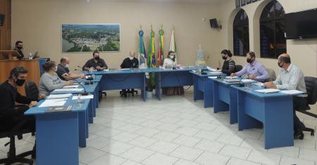 Câmara de Cruzeiro do Sul aprova a Lei de Diretrizes Orçamentárias para vigorar em 2022