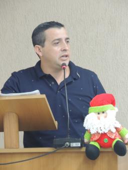 *A retirada da máscara é permitida durante o pronunciamento.