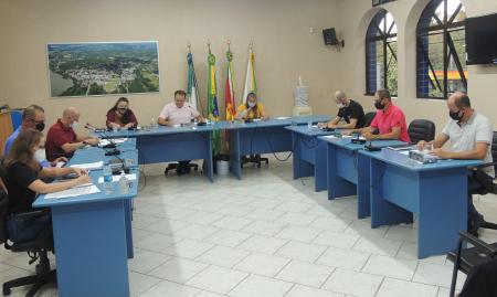 Verba para adesão à programa habitacional e convênio com HSGA são aprovados em sessão ordinária