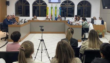 Câmara de Vereadores analisa orçamento, doação de terreno e modernização administrativa