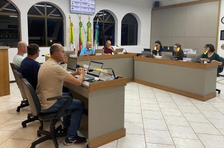 Câmara realiza sessão com manifestações a favor da ponte entre Cruzeiro do Sul e Estrela