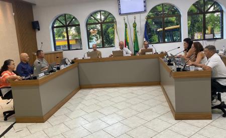 Legislativo Municipal realiza sessão ordinária com análise de projetos estratégicos